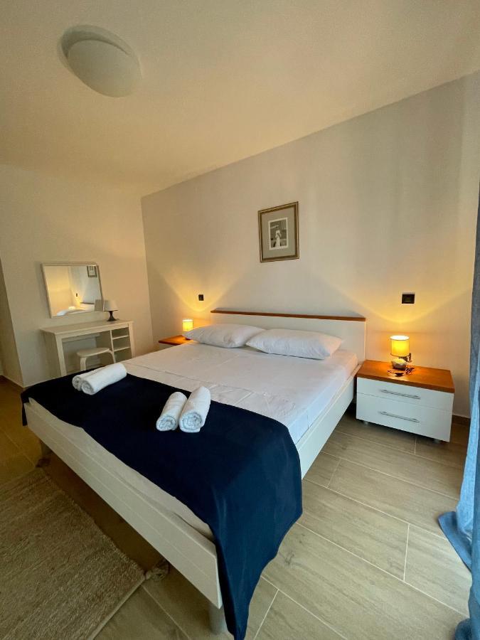 Apartment Frina I, Island Hvar Jelsa  Exterior photo